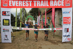 Anna Comet se proclama vencedora del Everest Trail Race