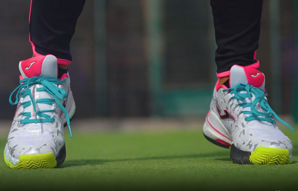 Las marcas de zapatillas de pádel que suscitan más búsquedas de los españoles en internet
